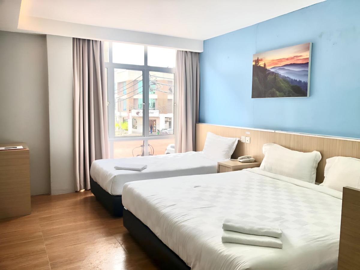 Double Happiness Hotel Sitiawan Esterno foto